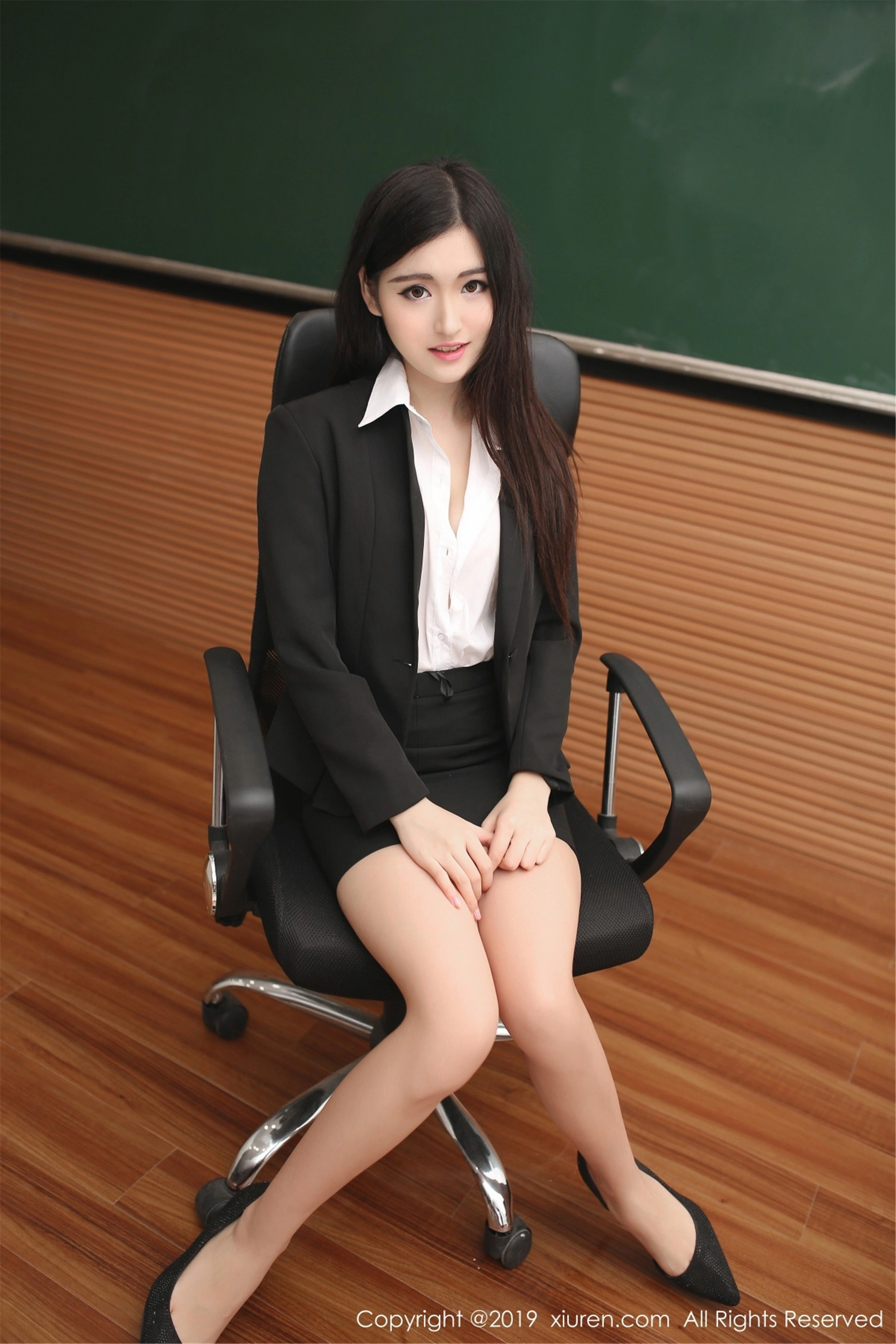 沈梦瑶 - XIUREN秀人网 2019.05.31 VOL.1480 1