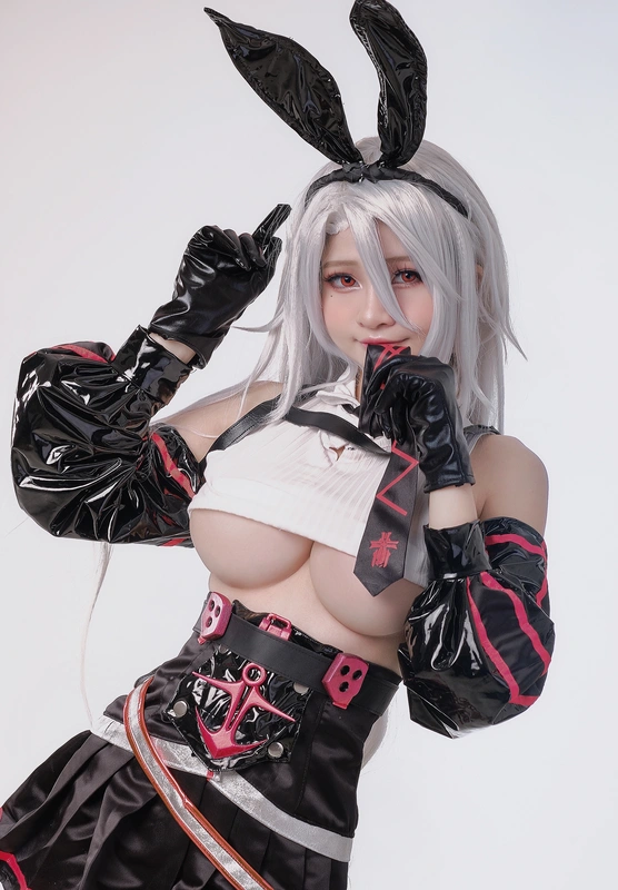 碧蓝航线海因里希亲王 - Azami
