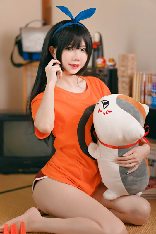 Ruka Sarashina Summer - Sally Dorasnow