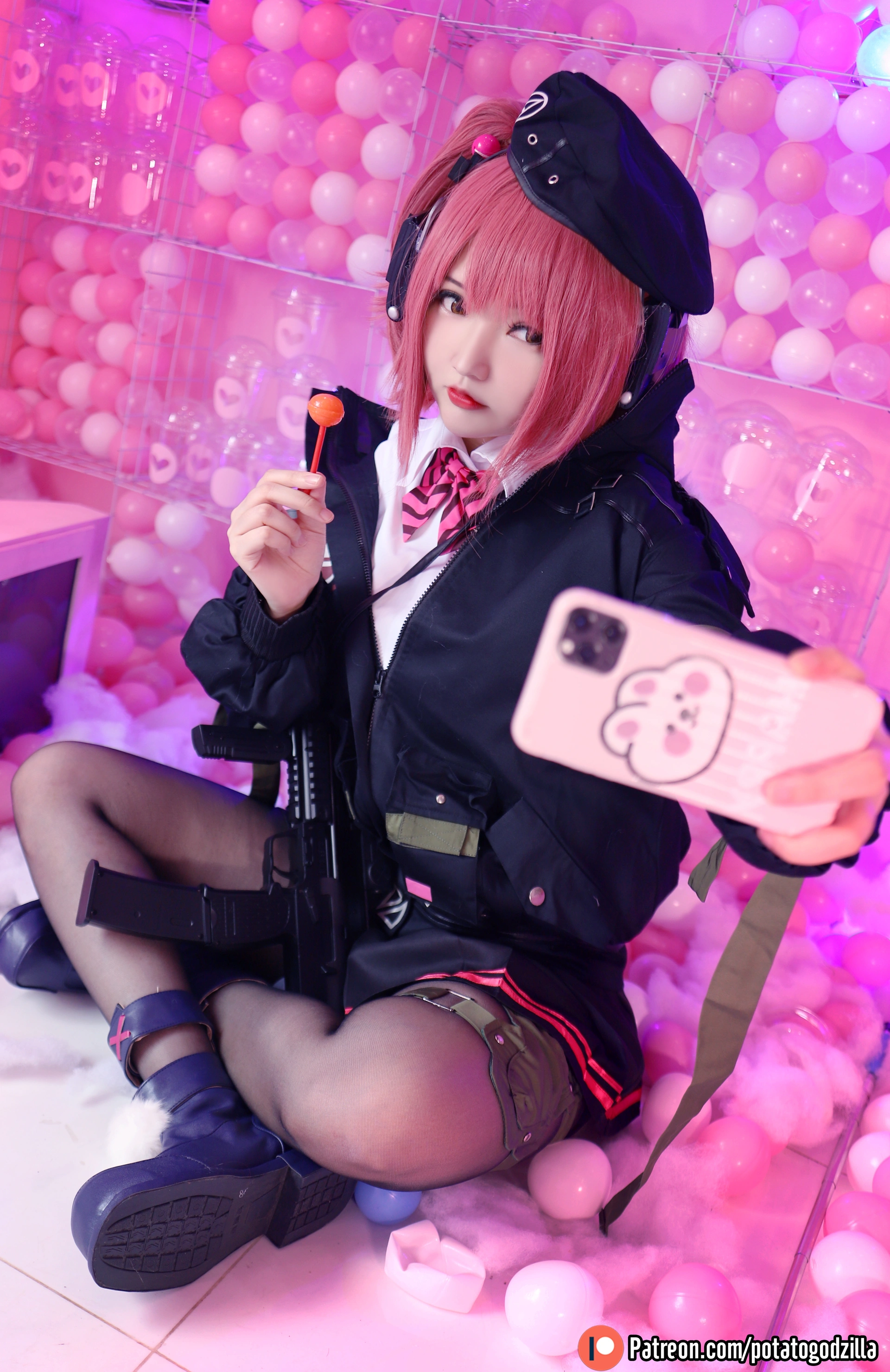 Potato Godzilla - NO.04 MP7 (Girls Frontline) 1